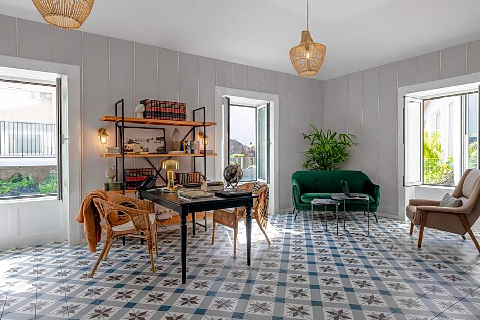 Pestana Fisherman Village