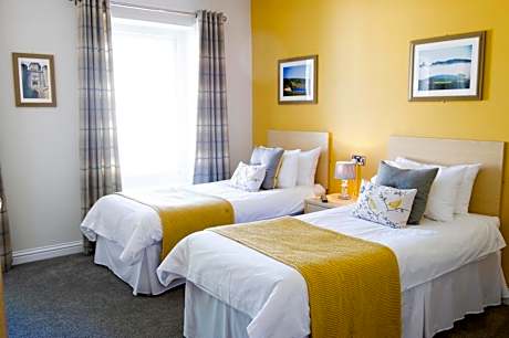 Rose and Crown Hotel