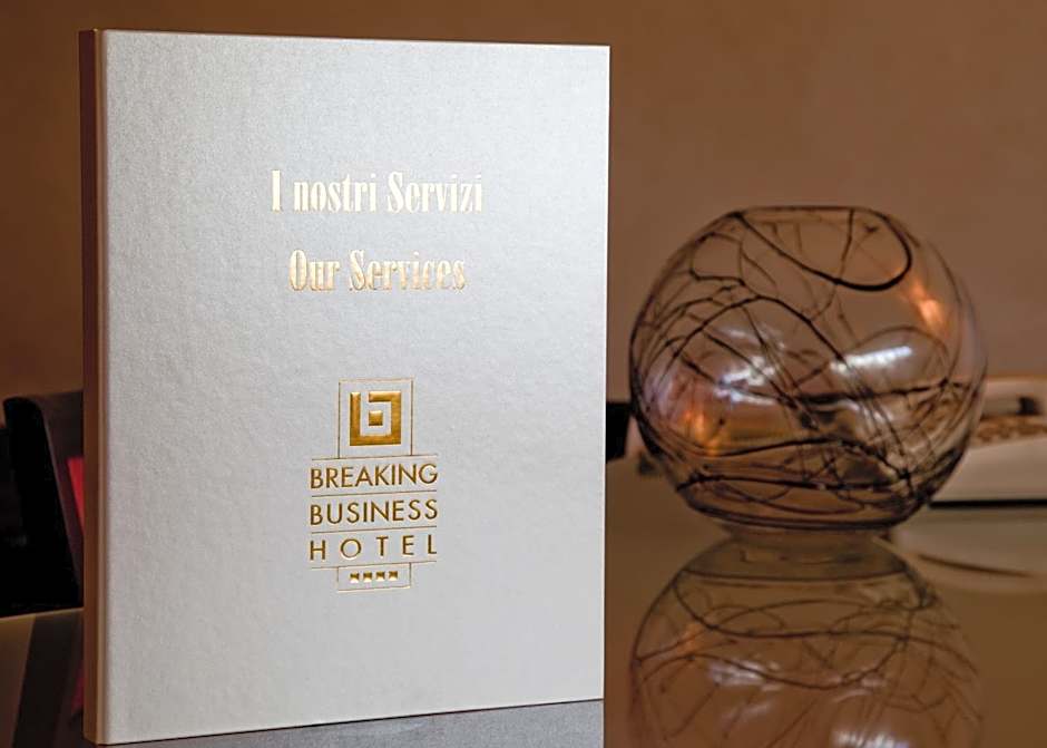 Breaking Business Hotel