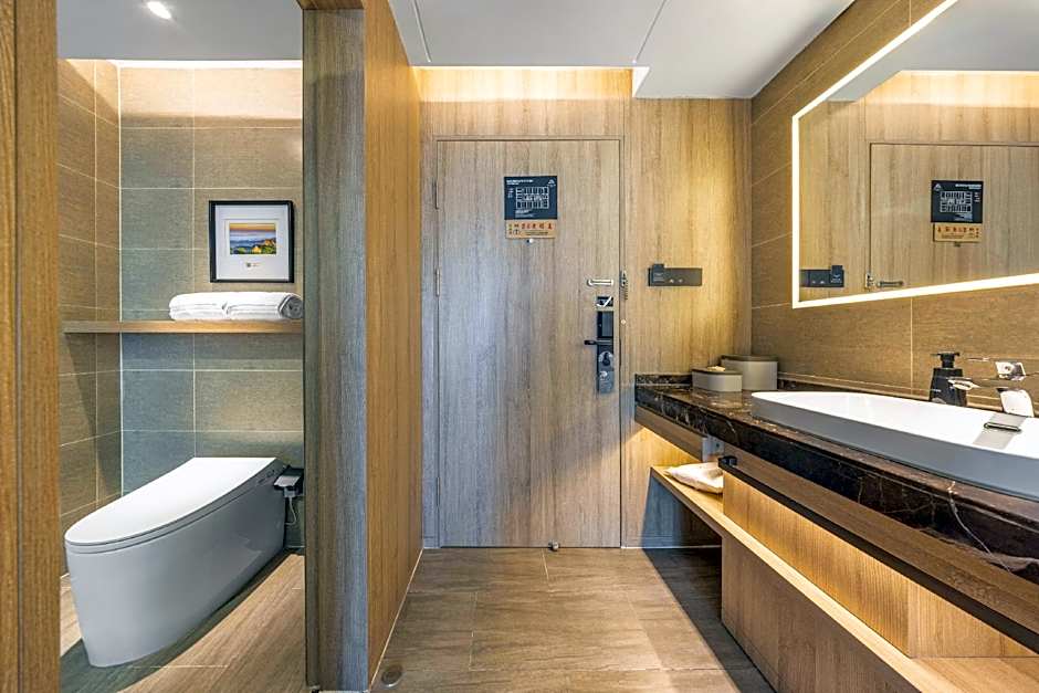 Atour Hotel Weifang Qingnian Road Taihua City