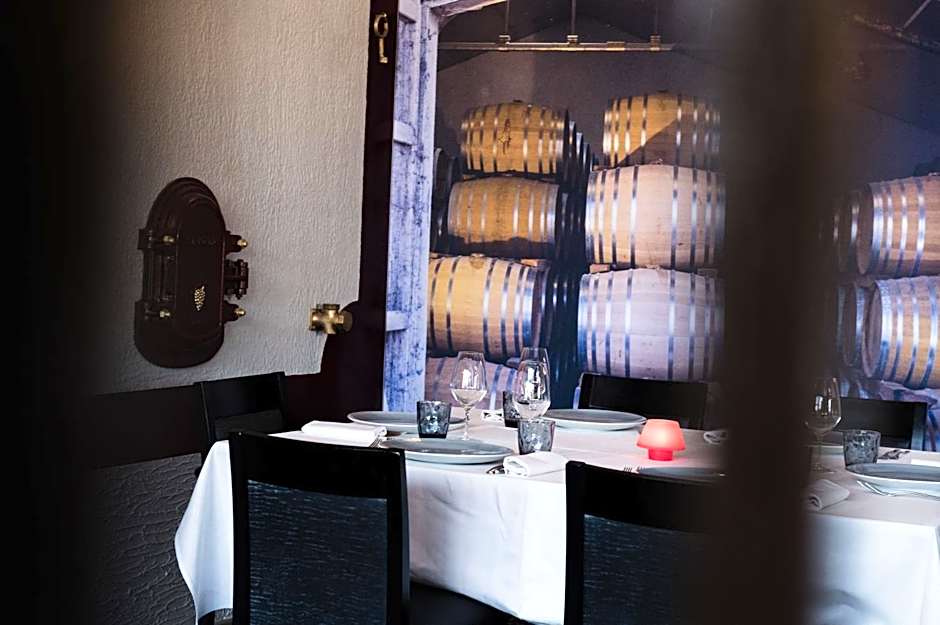 Logis Hôtel Restaurant L'Essille