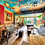 Flying Pig Uptown