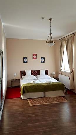 Deluxe Double Room with Extra Bed