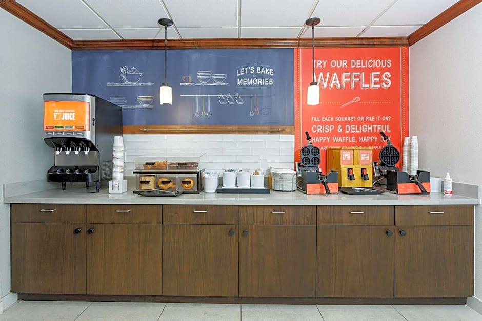 Hampton Inn By Hilton & Suites Tallahassee I-10-Thomasville Rd, Fl