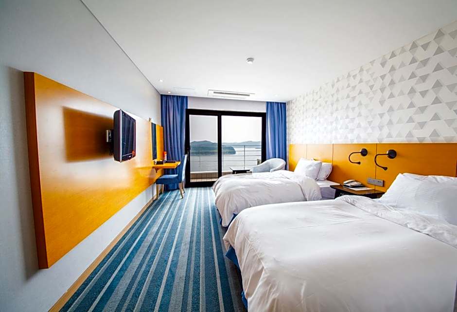 Asia Lakeside Hotel