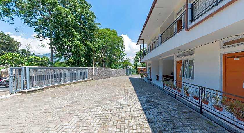 OYO 2188 Rossan Villa 4