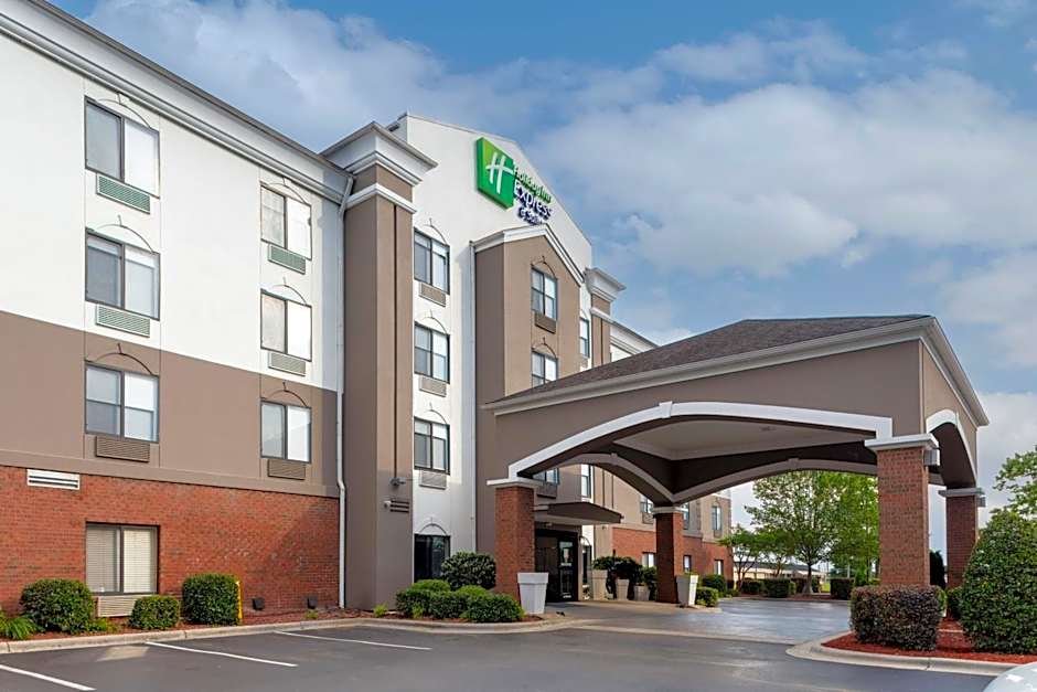 HOLIDAY INN EXPRESS & SUITES ROANOKE RAPIDS By IHG