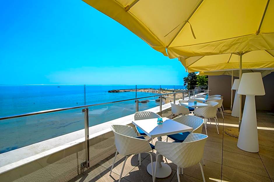 HVD Nympha Hotel - Adults only 18 plus - Private Beach & Free Parking