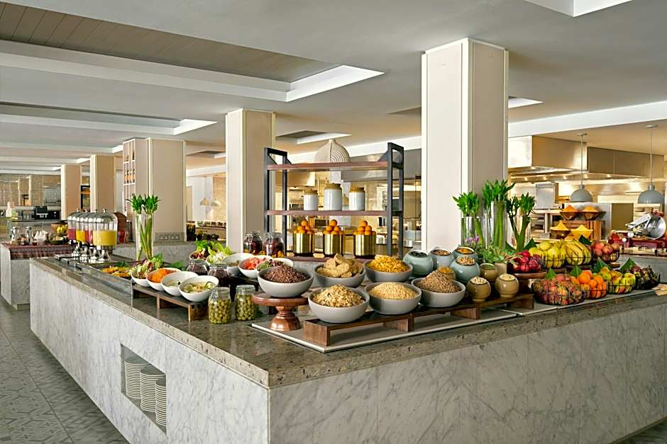 Crowne Plaza Muscat By IHG