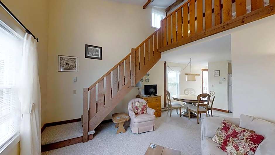 Bayview Pines Country Inn B&B