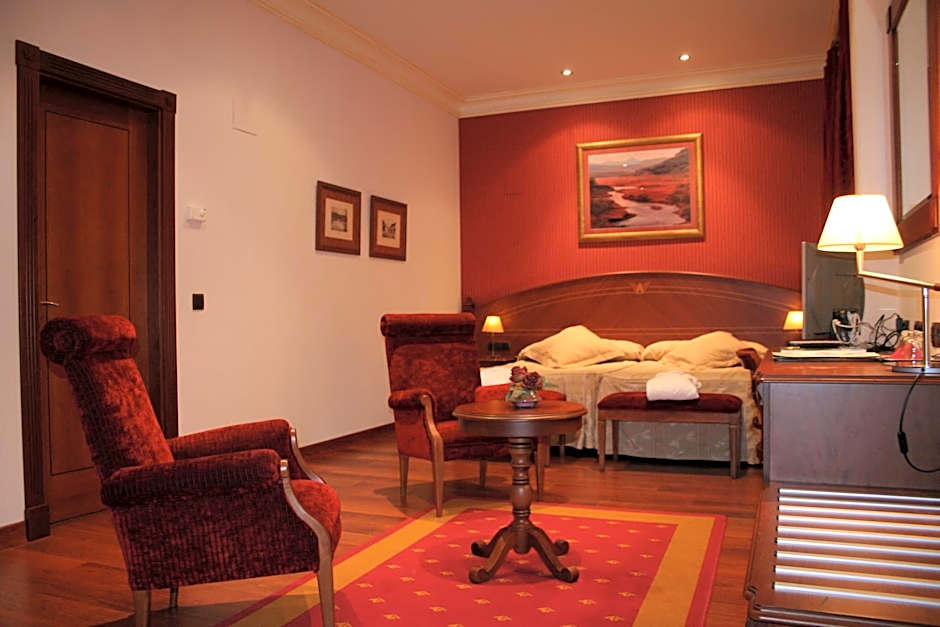 Photo 1 of 6 of Superior 1 Double Bed or 2 Beds