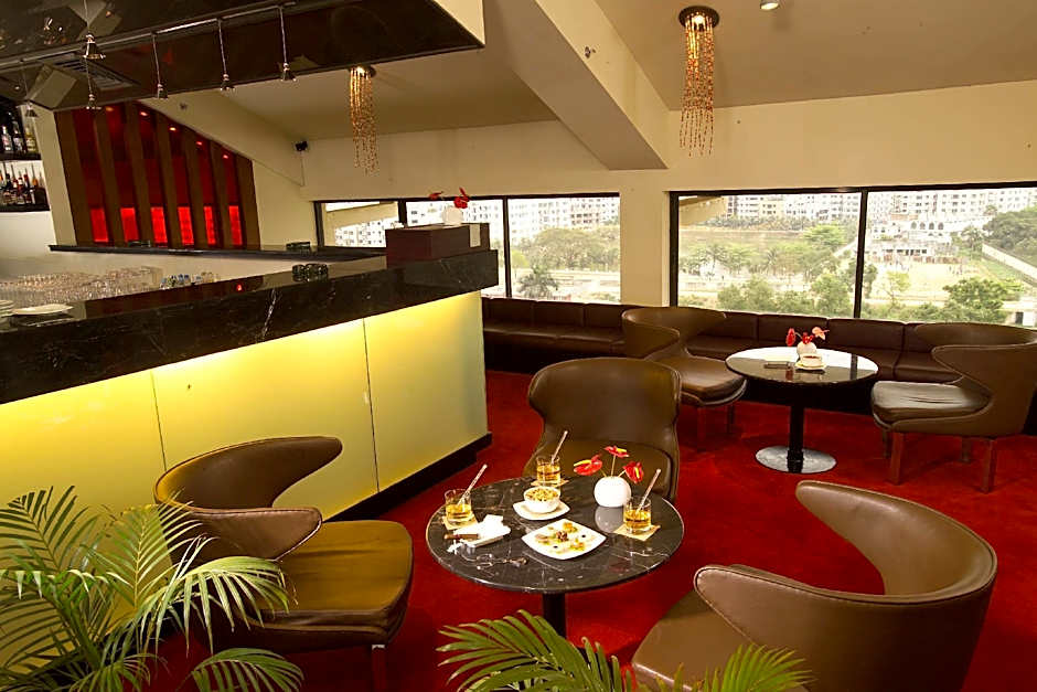 Radisson Blu Dhaka Water Garden