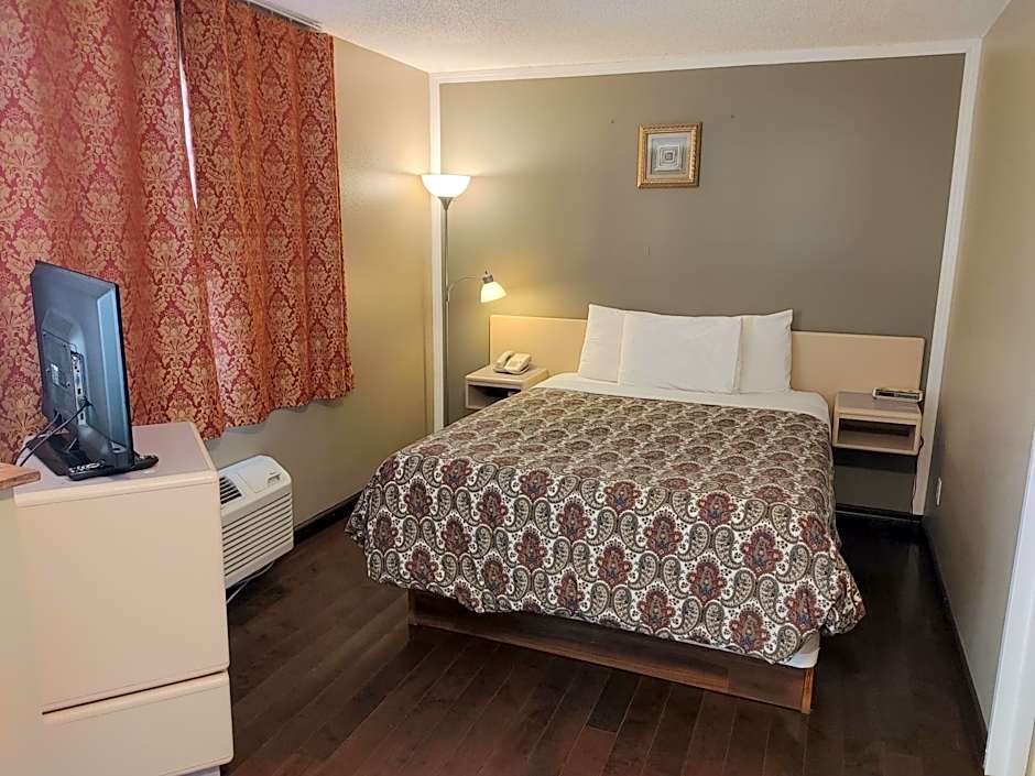 Magnuson Hotel Creston