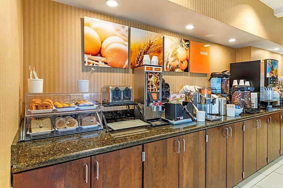 Comfort Inn Albert Lea at Trails Travel Center