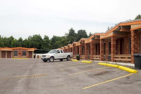 Hickory House Inn