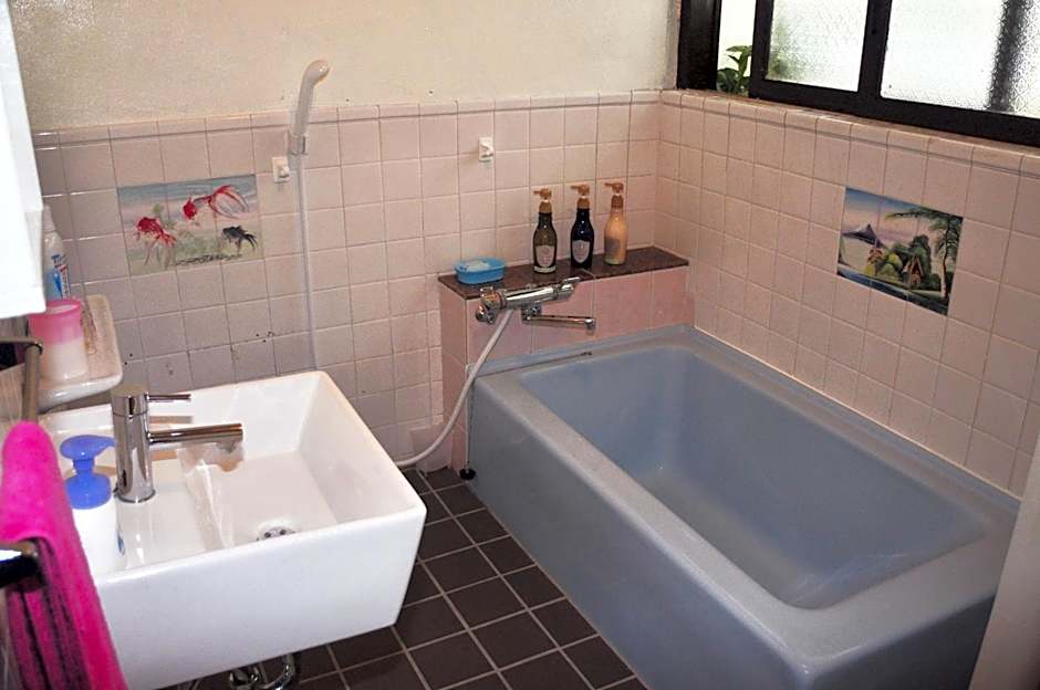 Accommodation Limited to One Group Per Day Yukuiru