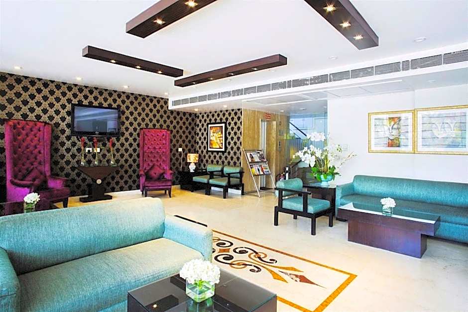 Rockland Hotel C R Park