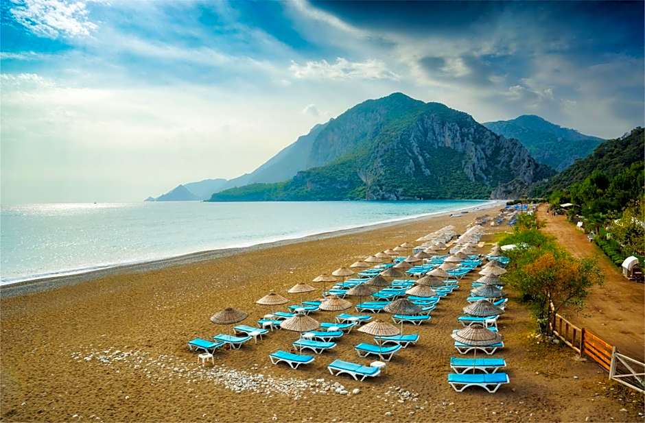 Merry Bungalow & Tent