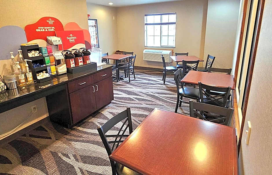 Cobblestone Inn And Suites