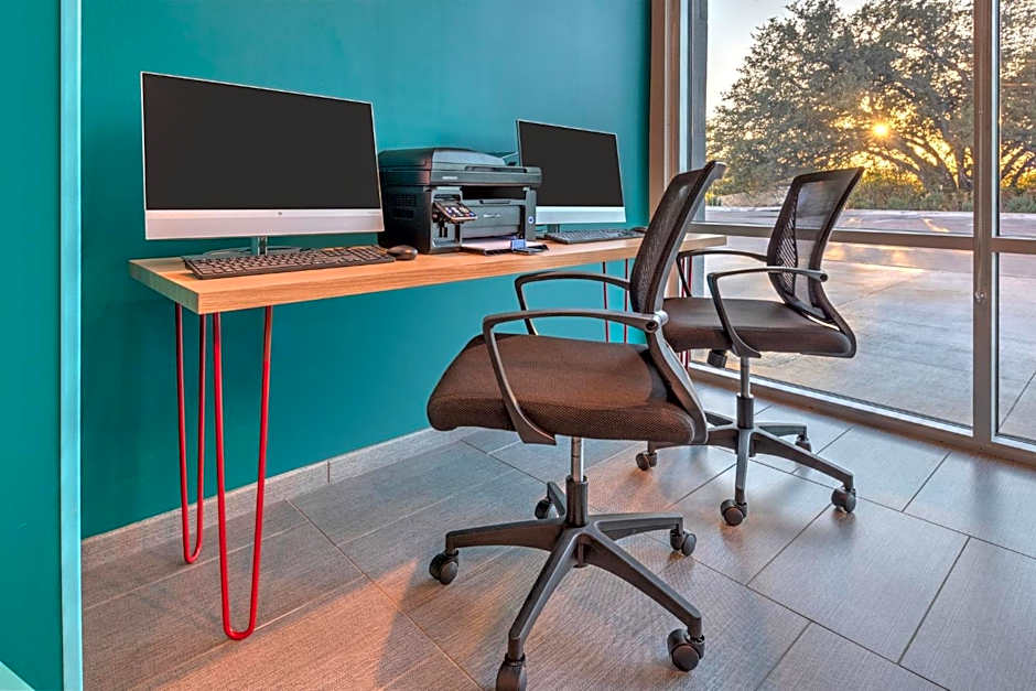 avid hotels Austin NW - Lakeline By IHG