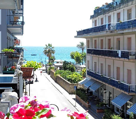 MiniSuites iCostaioli