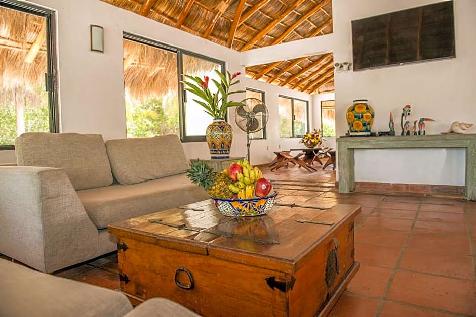 HOTEL VILLA AZUL
