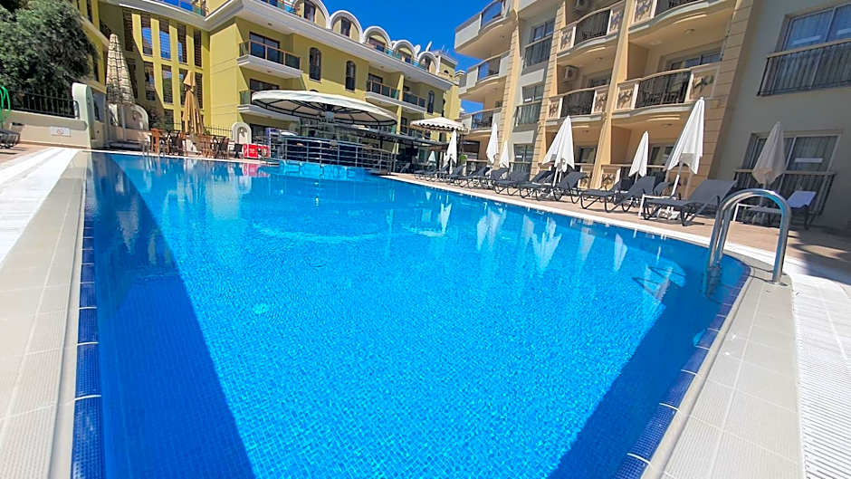 Club Karakas Apart Otel