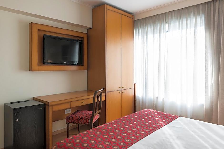 Imperial Park Hotel