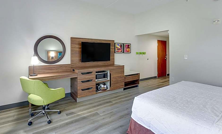 Hampton Inn By Hilton Houston-Pearland