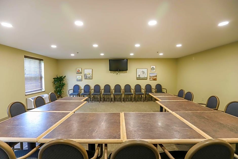 SureStay Plus Hotel by Best Western Elizabethtown Hershey