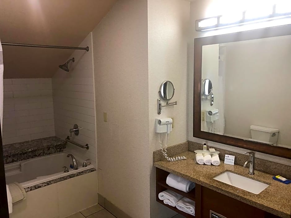 Holiday Inn Express Berkeley By IHG