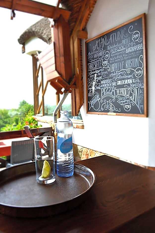 Tekergő Motel és Étterem