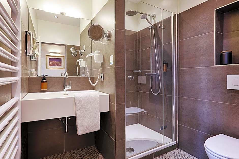 homie hotel Wiener Botschaft