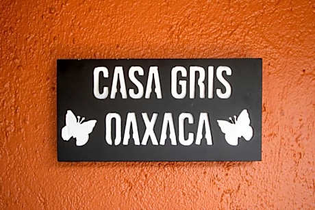 Casa Gris Tule