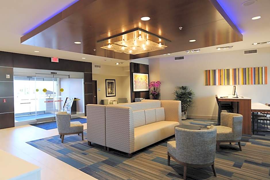 Holiday Inn Express & Suites Houston NW - Hwy 290 Cypress By IHG