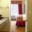 La Quinta Inn & Suites by Wyndham Mobile Satsuma / Saraland