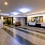 La Quinta Inn & Suites by Wyndham Tulsa Downtown - Route 66