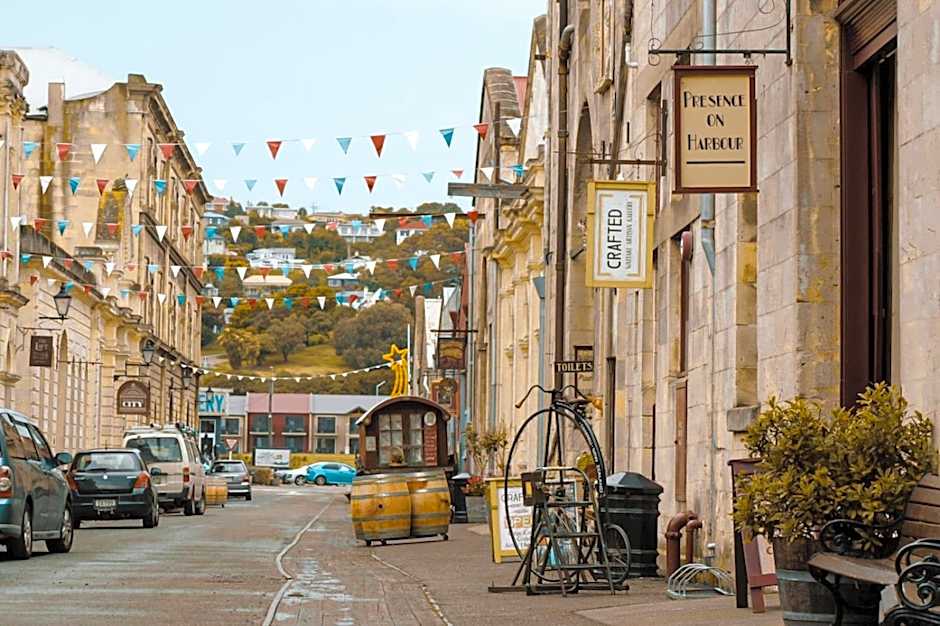 The Vicarage Boutique Bed and Breakfast Oamaru