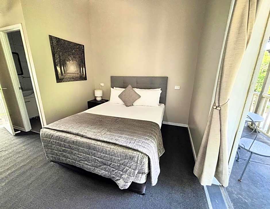 Grand Hotel Mount Morgan