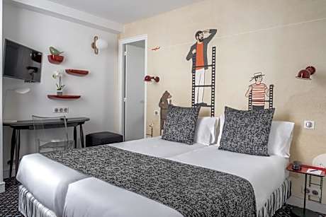 Family Room - 2 Bedrooms