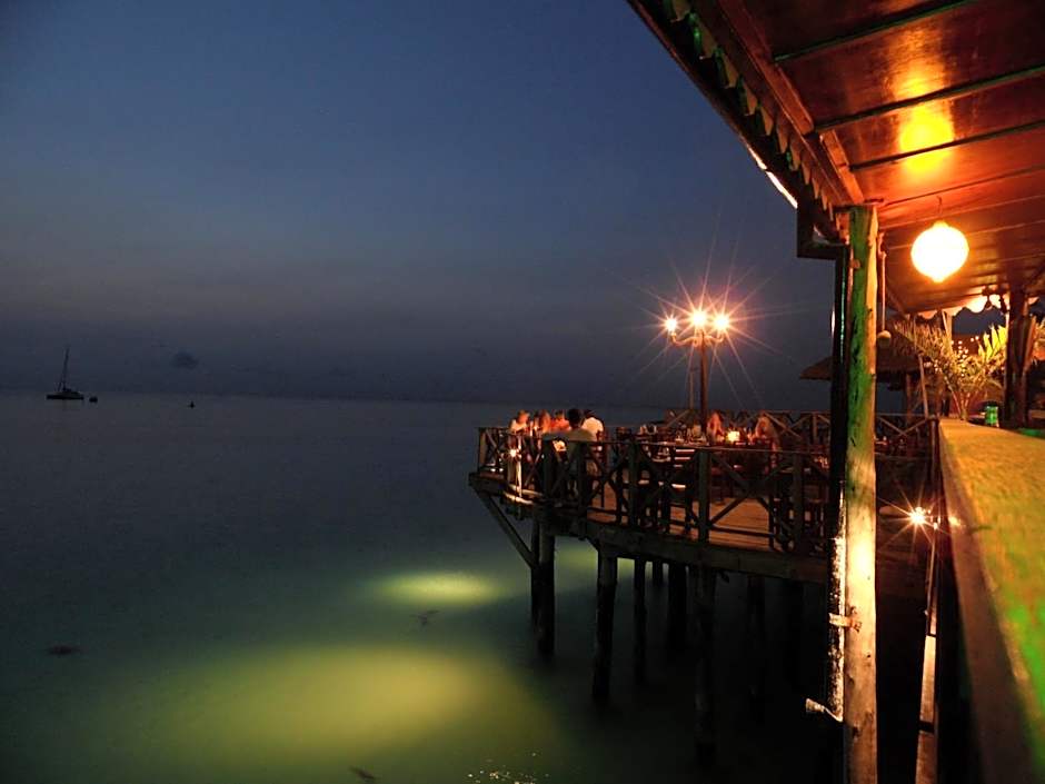 Langi Langi Beach Bungalows