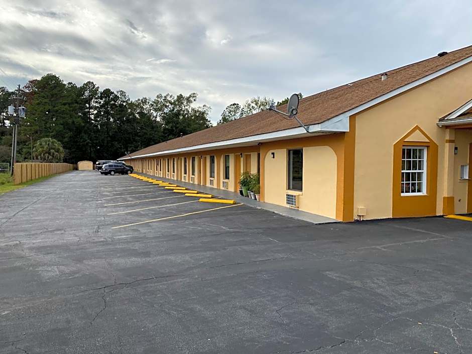 Deluxe Inn Hardeeville