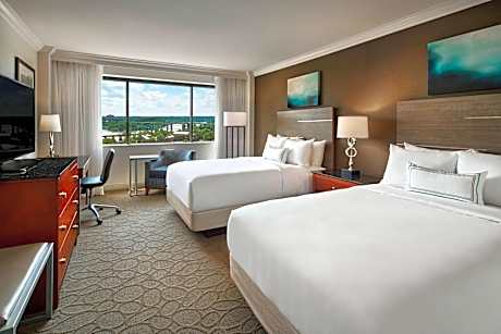2 Double Bedro River Side, Guest room, 2 Double