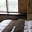 B&F Hotel
