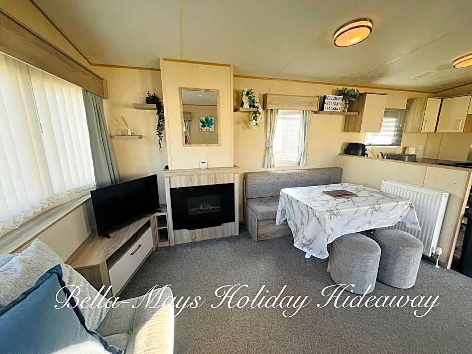 Bella-Mays Holiday Hideaway
