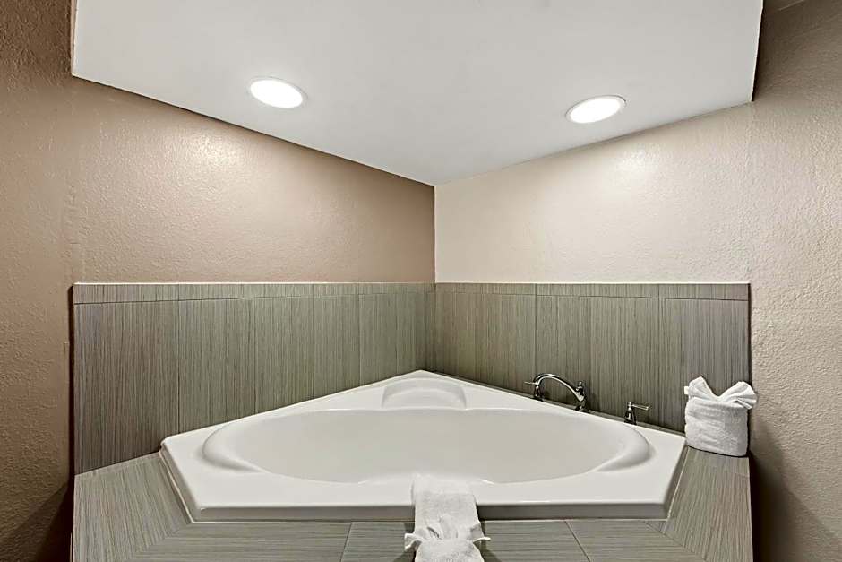 Red Roof Inn Muscle Shoals