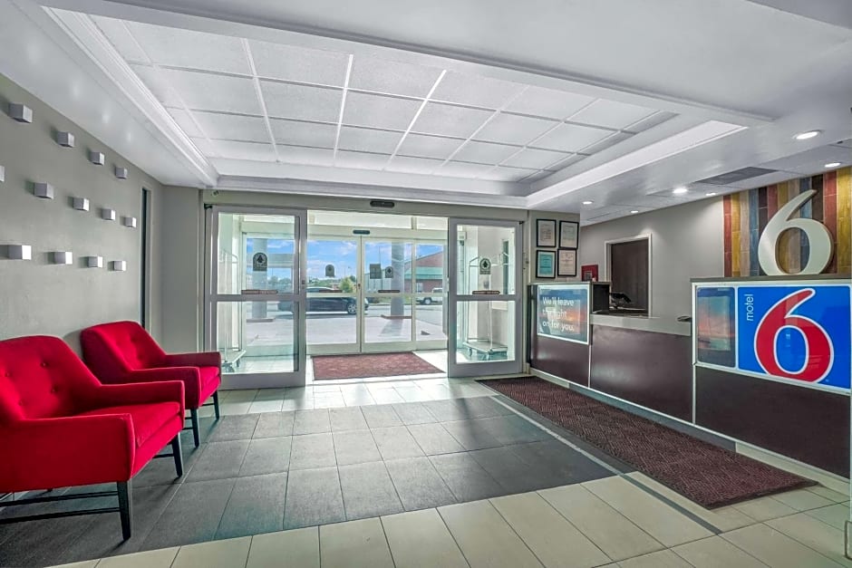 Motel 6-Montgomery, AL - Airport