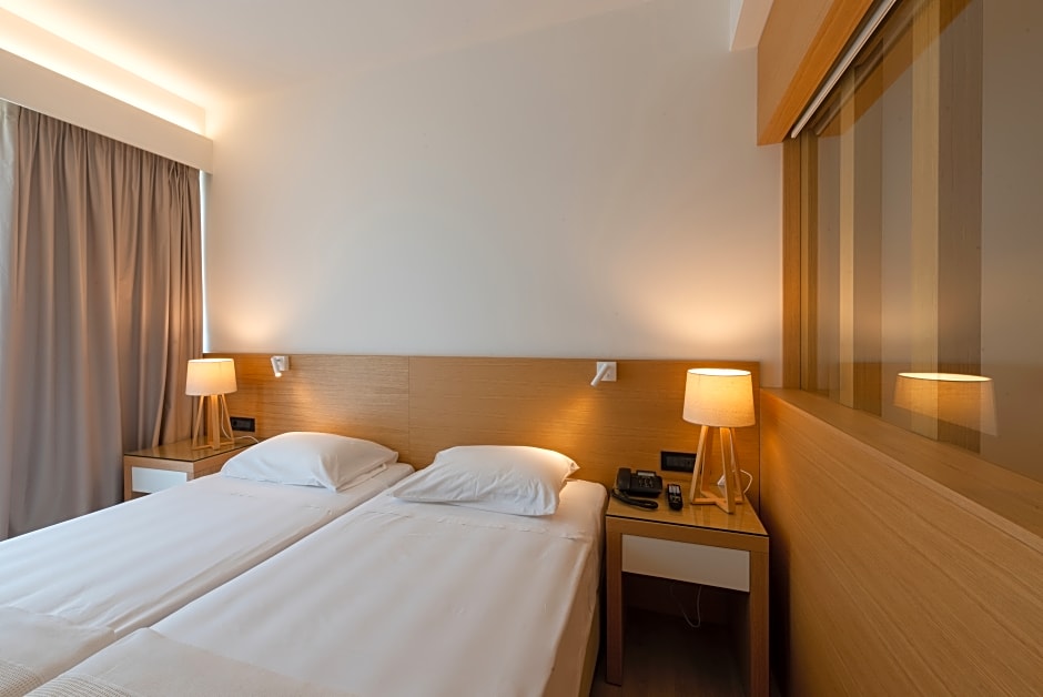 Photo 1 of 3 of Family Guestroom