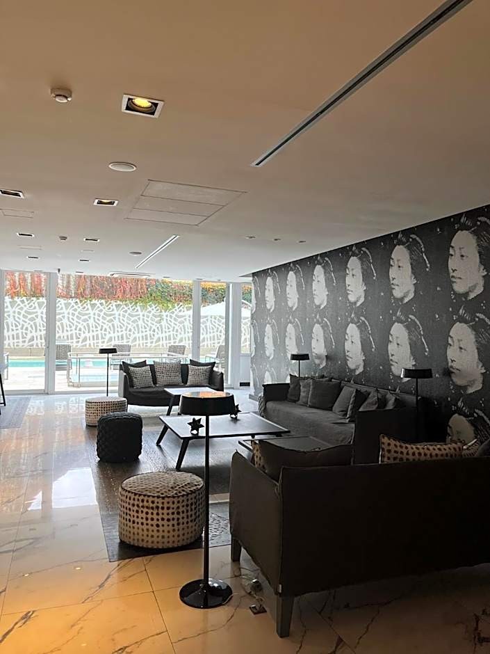 Ilum Experience Home