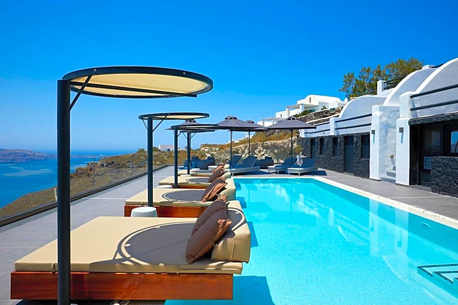 Oia Suites